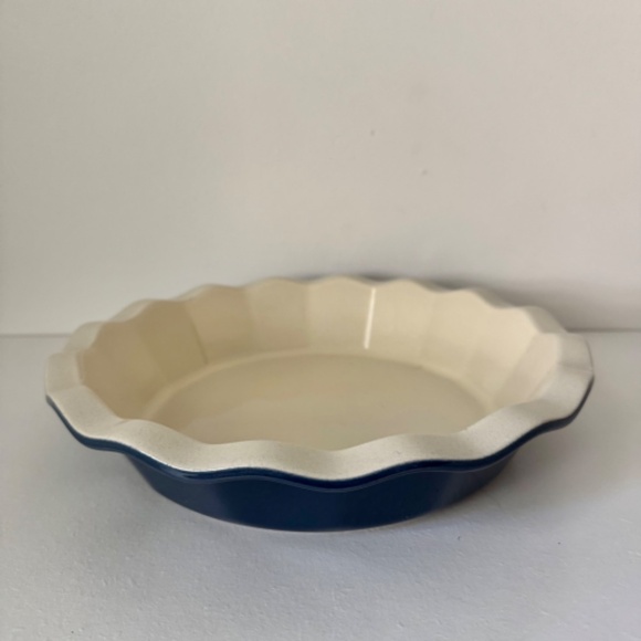 Emile Henry Williams Sonoma Ruffled Edge Blue Pie Dish - Made in France - Picture 6 of 7